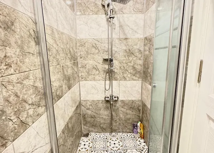 Of Near To So Many Historic Place